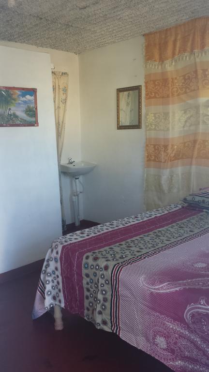 טרזר ביץ' Waikiki Guest House חדר תמונה